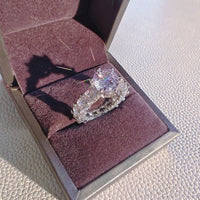 Party Lady Gift Finger