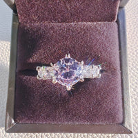 Party Lady Gift Finger