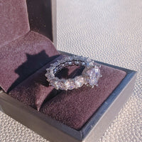 Party Lady Gift Finger